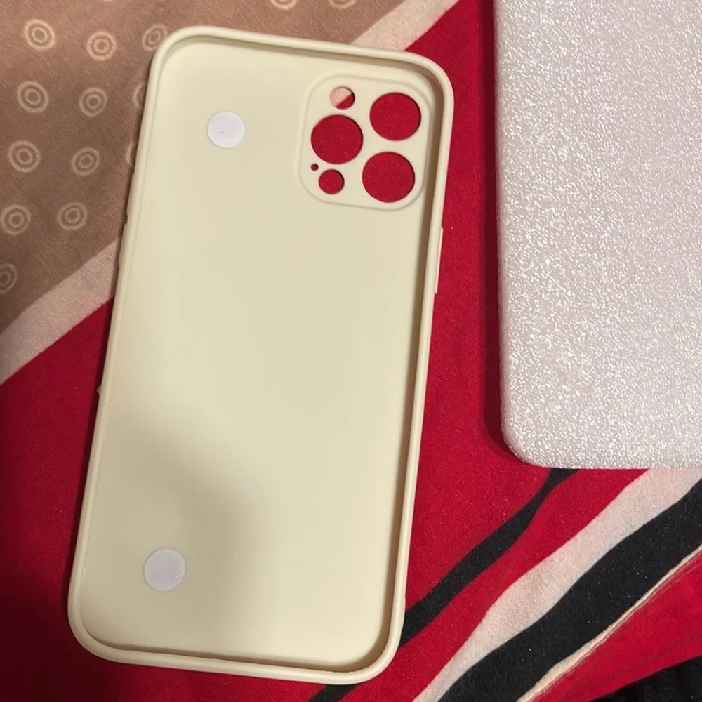 Must bundle: iPhone 12 Pro Max case